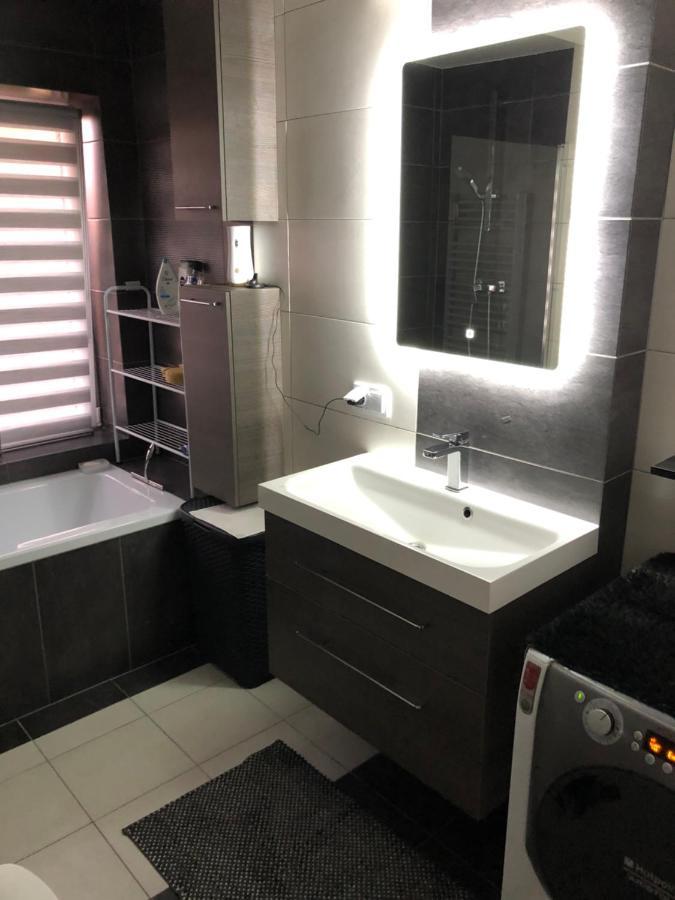 Apartament Moniuszki Kedzierzyn-Kozle Bagian luar foto